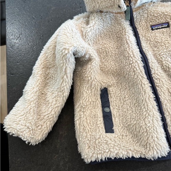 Patagonia Baby Reversible Tribbles Hoody - Picture 10 of 13